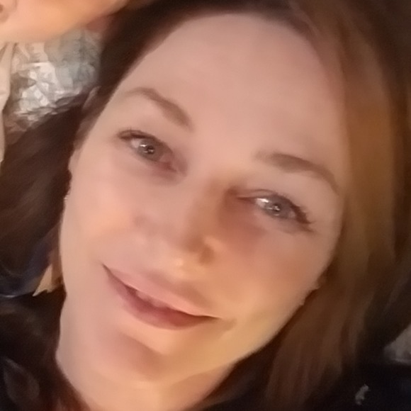 Meet your Posher, Amy - Picture 1 of 1